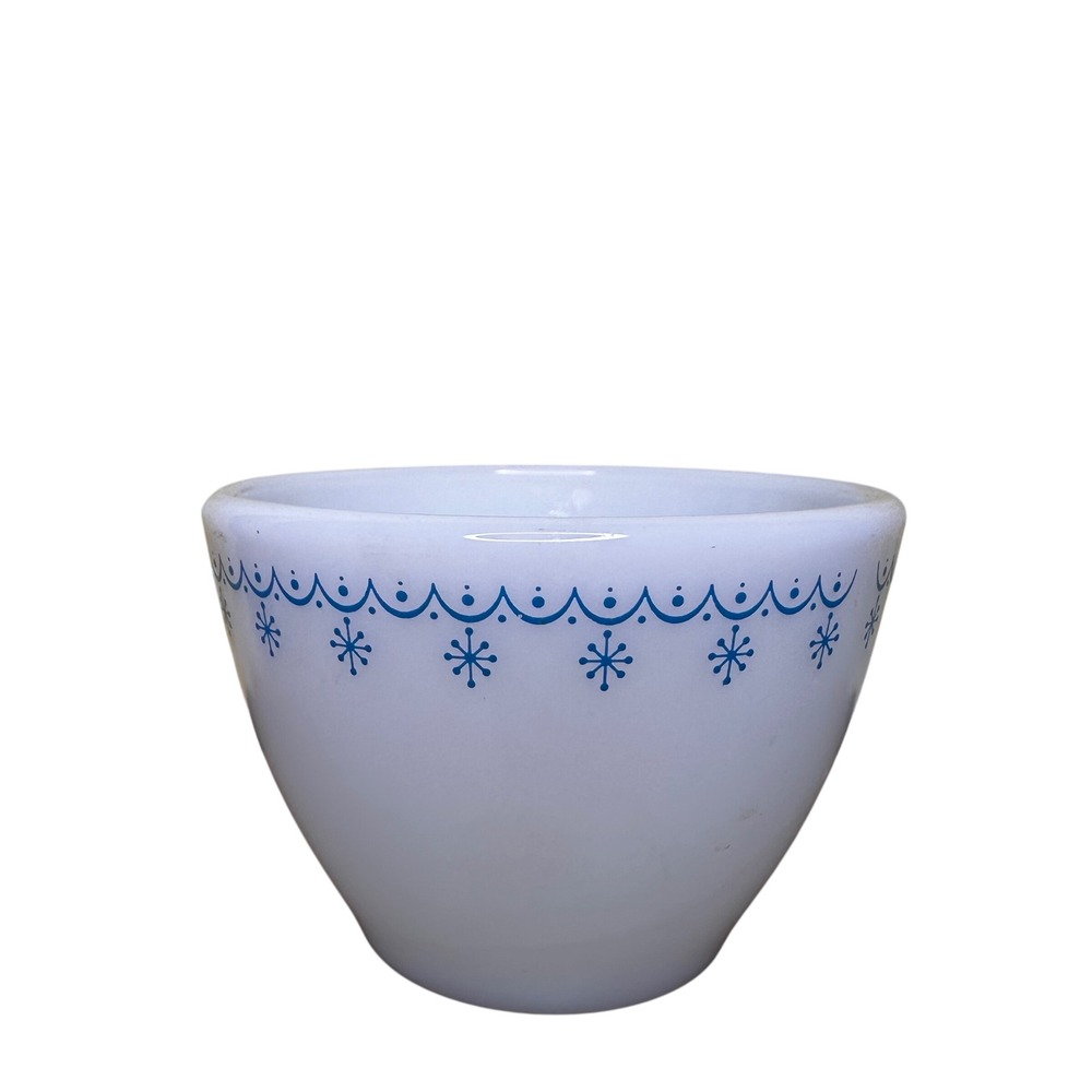 Vintage Corning Blue Snowflake Garland Milk Glass Bowl White Small Custard Cup
